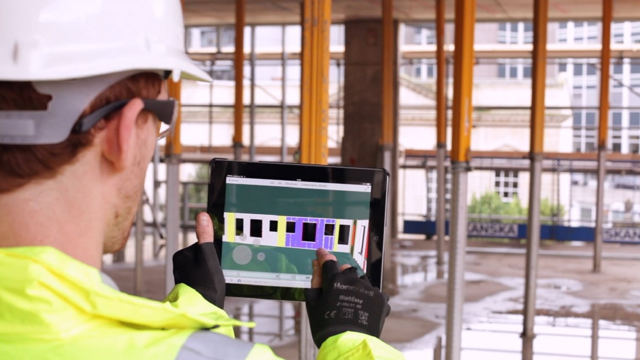 on-site-using-ipad-bim